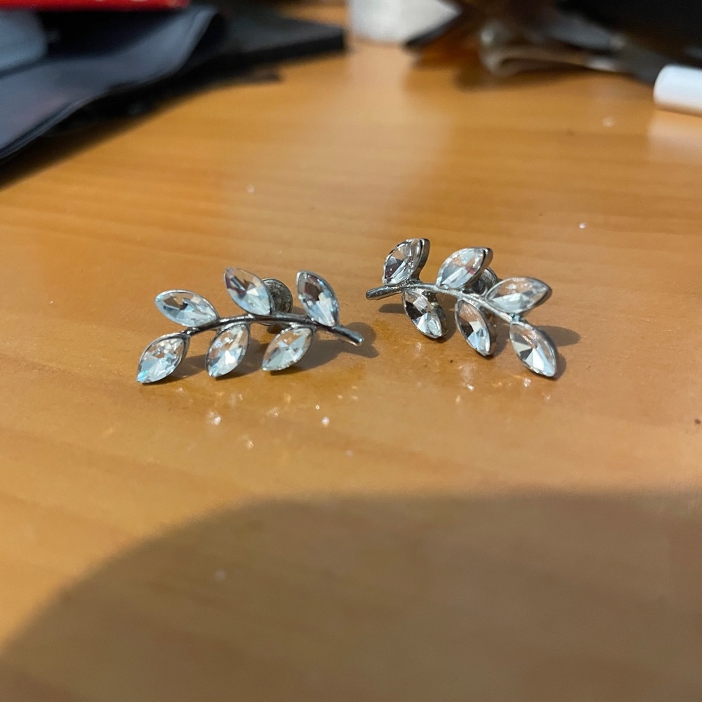 Silver Leaf Crystal Earrings